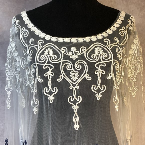 SIMPLY COUTURE Scoop Neck Sheer Crochet Accent Soutache Sequin TunicTop - Picture 2 of 9